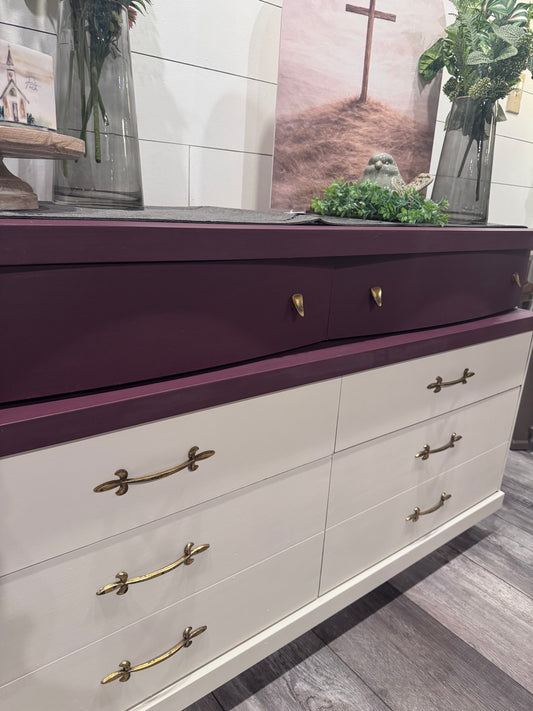 Elderberry & Raw Silk Buffet