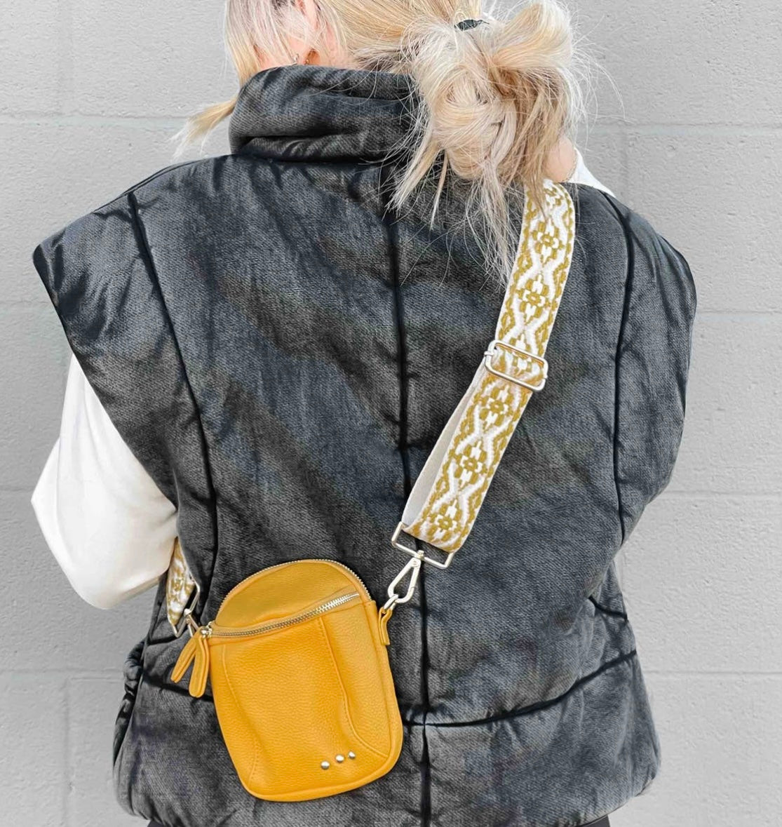 Ellie Crossbody Bag