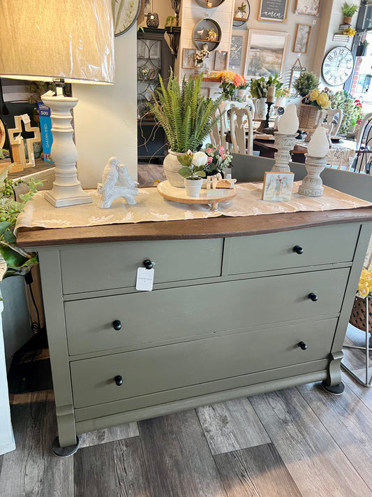 4 drawer green dresser
