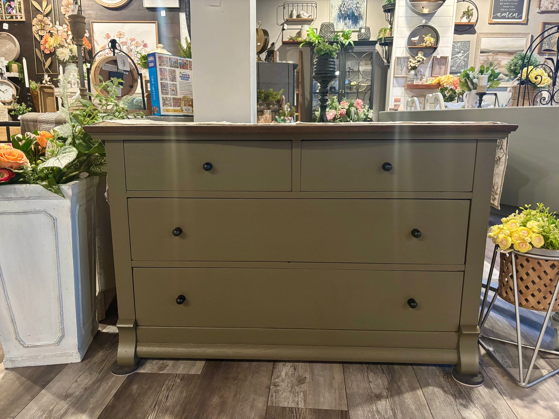 4 drawer green dresser Favorite Things 4 drawer green dresser Favorite Things