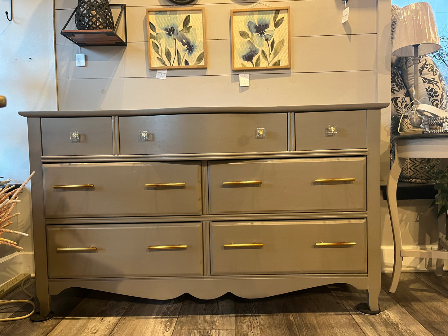 Dresser - 7 Drawers