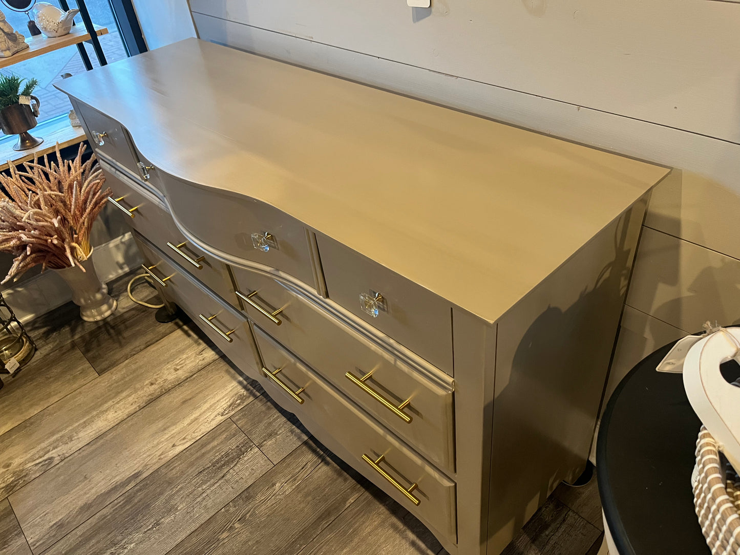 Dresser - 7 Drawers