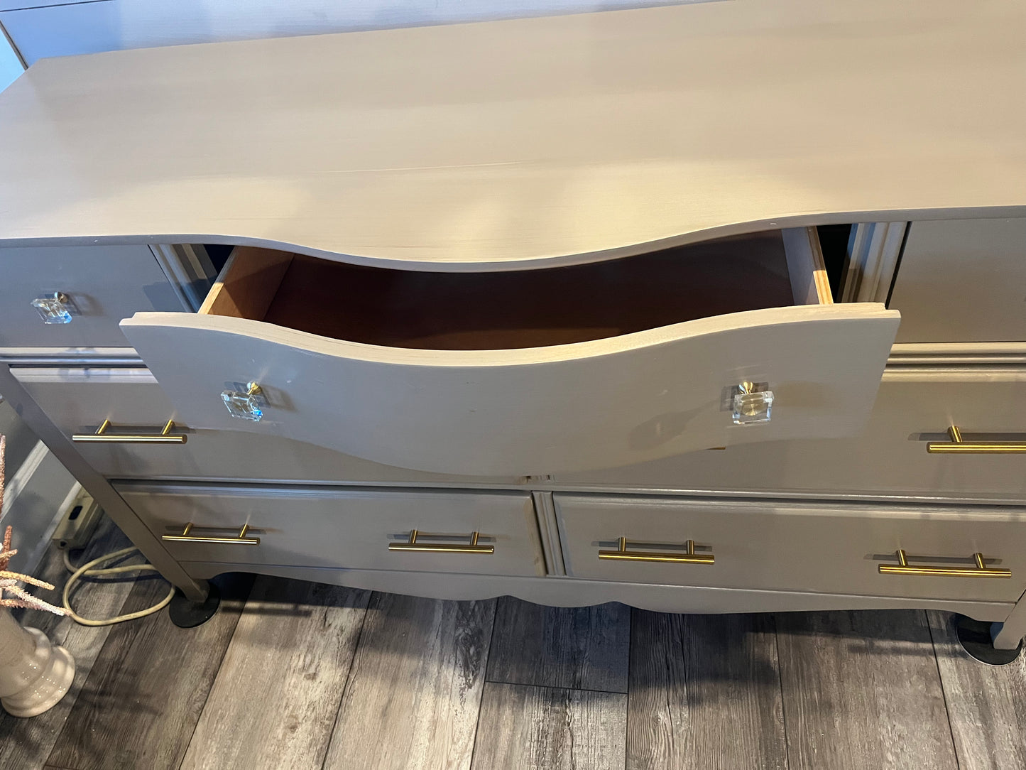 Dresser - 7 Drawers