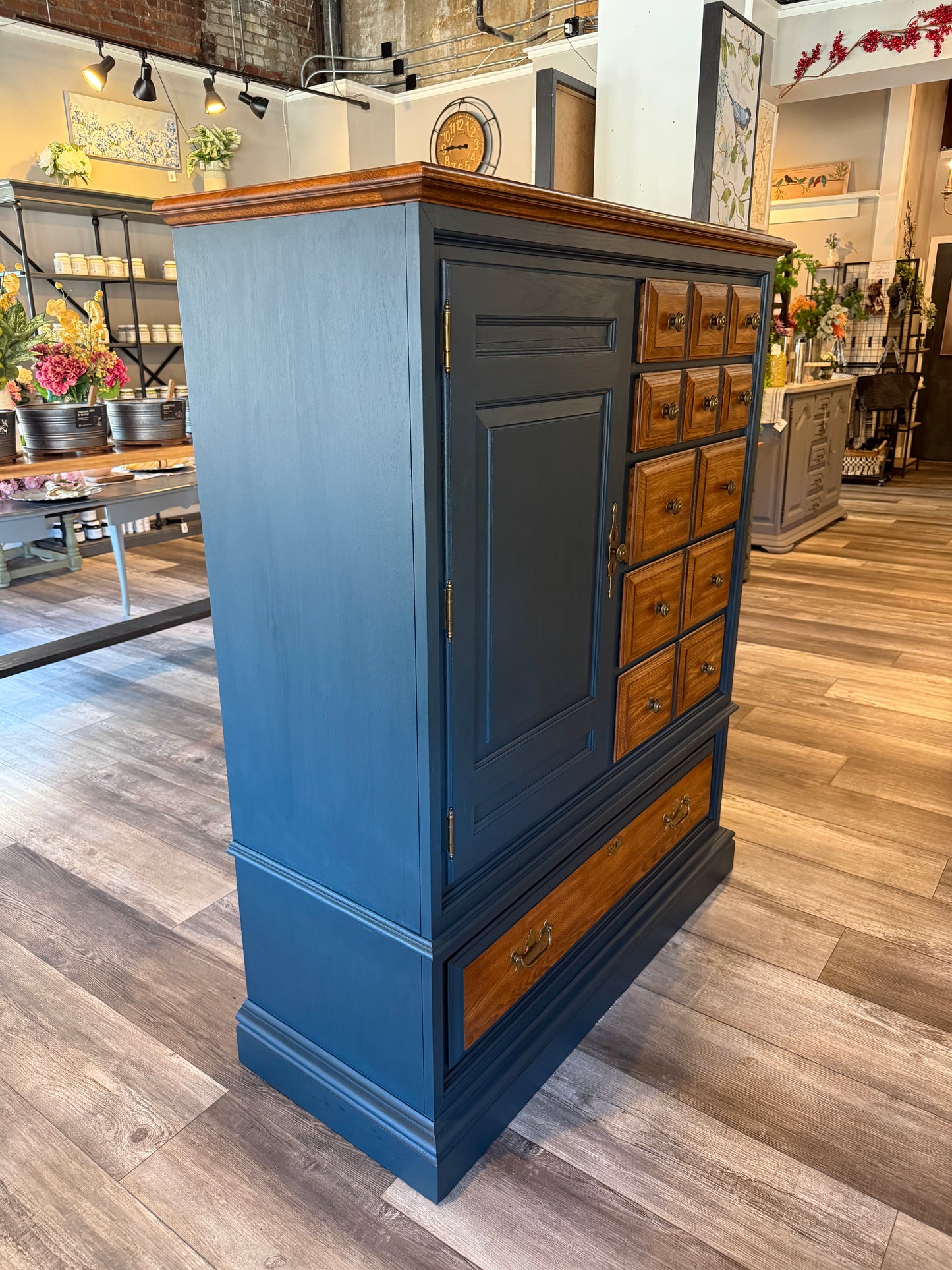 Chestler European Cottage Armoire